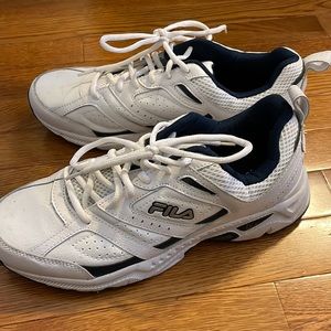 Mens Fila sneakers in great condition